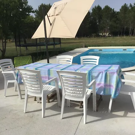 아파트 Entiere De 4-6 Personnes Avec Piscine *