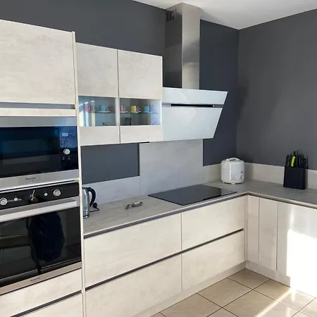 Maison Entiere De 4-5 Pers Avec Piscine Le Pizou