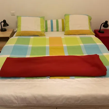 Entiere De 4-6 Personnes Avec Piscine 아파트 *