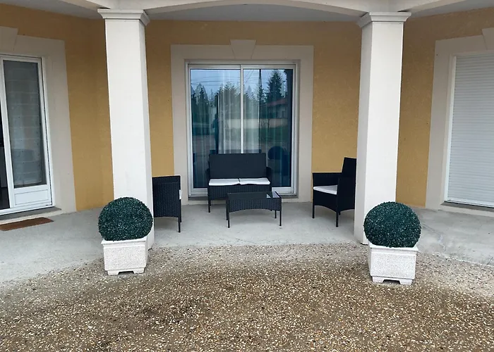 Maison Entière De 4-5 Pers Avec Piscine * Le Pizou